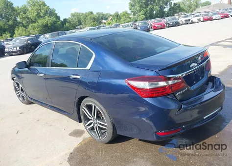 2016 Honda Accord Sport z USA, uszkodzony, nr VIN 1HGCR2F65GA060873
